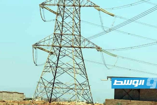 الكهرباء: تنظيف 40 برجًا ضمن مشروع إعادة تأهيل دائرة الشمال - سيدي فرج