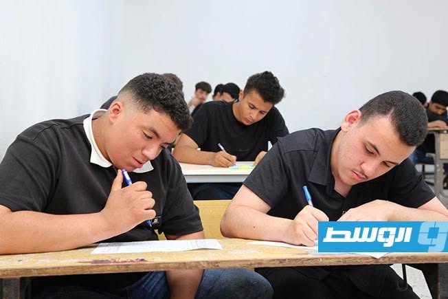 امتحانات الشهادة الثانوية في ليبيا تنطلق الأحد.. ووزارة التعليم تحدد «المحظورات»