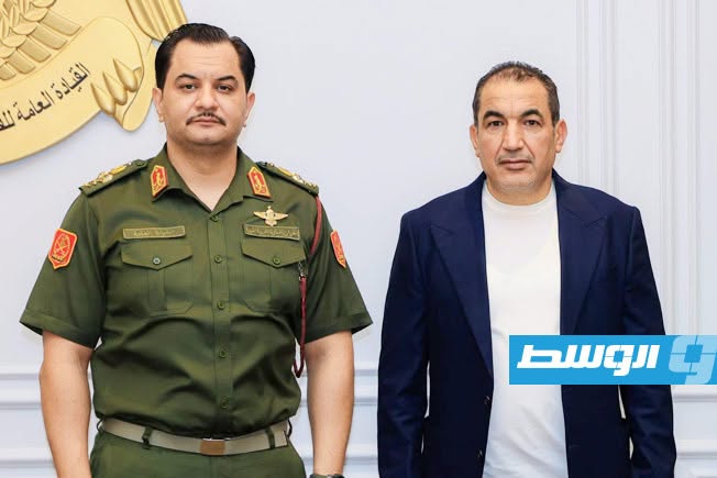 صدام حفتر يحث أبوزريبة على الجدية في تنظيم أوضاع الوافدين والمهاجرين