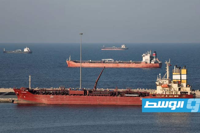 خلافات حول رسوم عبور مضيق هرمز تهدد مفاوضات واشنطن وطهران