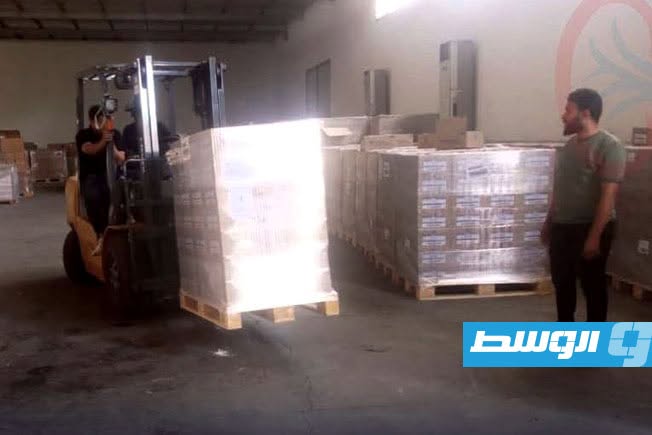 تسليم مستلزمات طبية لمراكز غسيل الكلى في مصراتة وزليتن والخمس
