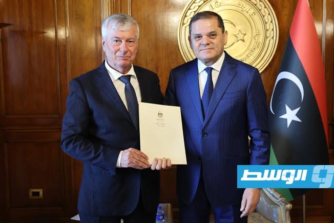 Dabaiba Receives a Written Message from His Palestinian Counterpart and Reaffirms Libya's Support for the Cause