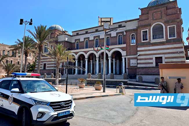 «المركزي» يعلن بدء صرف مرتبات يونيو عبر «راتبك لحظي»