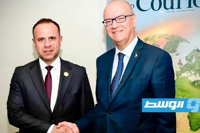 Al-Qaryou Discusses Strengthening Cooperation and Exchanging Expertise with the Italian Minister of Education