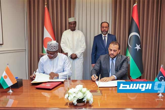 «حكومة الوحدة» توقع مذكرة تفاهم للتعاون العسكري مع النيجر