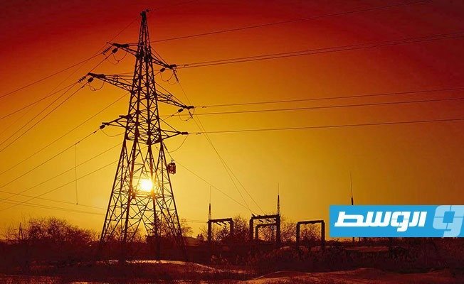 أزمة الكهرباء في ليبيا تتفاقم وسط اتهامات بالفساد ونقص الوقود