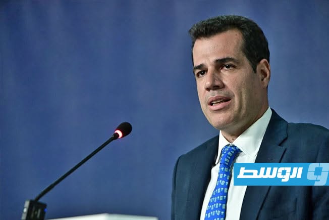 وزير يوناني يلوِّح بإجراءات مشددة في حال ازدياد ضغوط المهاجرين من ليبيا