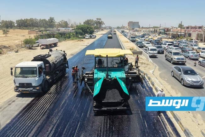 «المواصلات»: استمرار تطوير القاطع الغربي بالطريق الساحلي (صور)