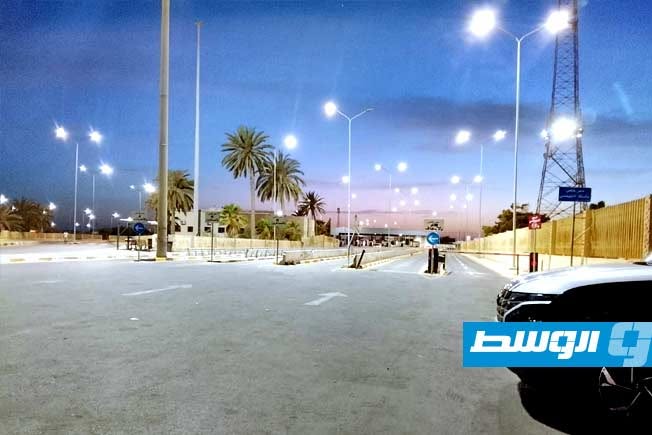 توقف حركة العبور بمنفذ رأس اجدير بسبب عطل فني بالجانب التونسي