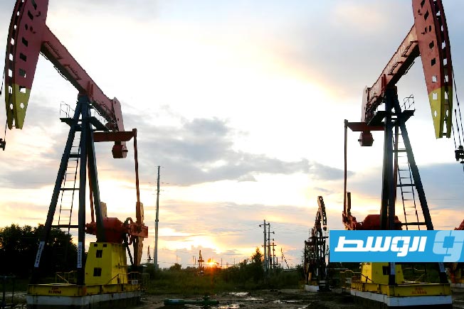 سعر خام برنت يكسر حاجز 75 دولارا للمرة الأولى منذ فبراير
