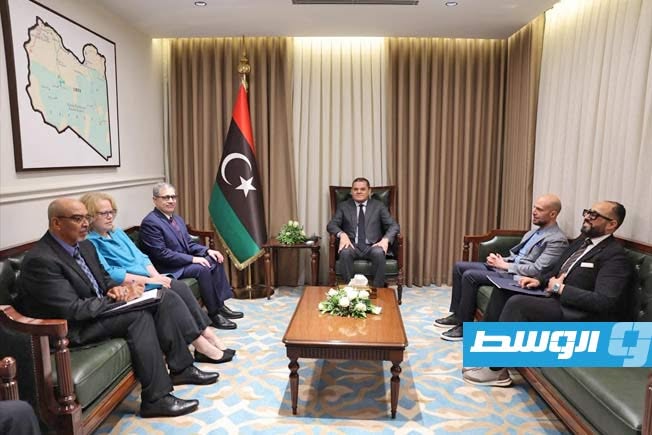 الدبيبة والقائم بالأعمال الأميركي يبحثان تعزيز التعاون الاقتصادي والتنموي