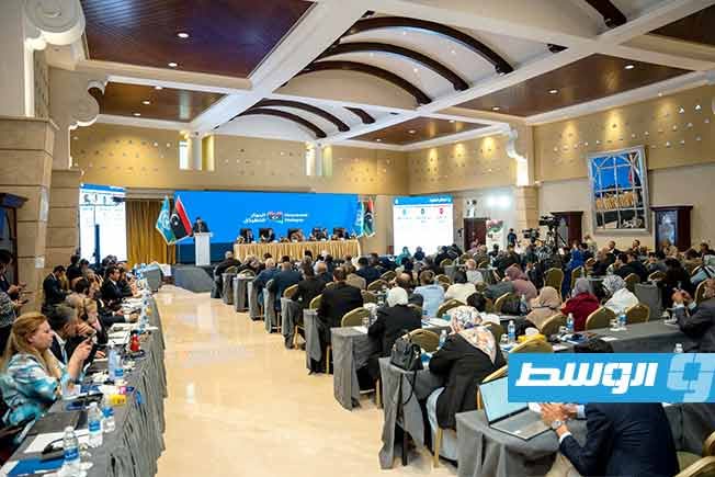 توصيات «الحوار المهيكل»: القاعدة الدستورية المرحليَّة الخيار الأكثر واقعية بالمرحلة الانتقالية